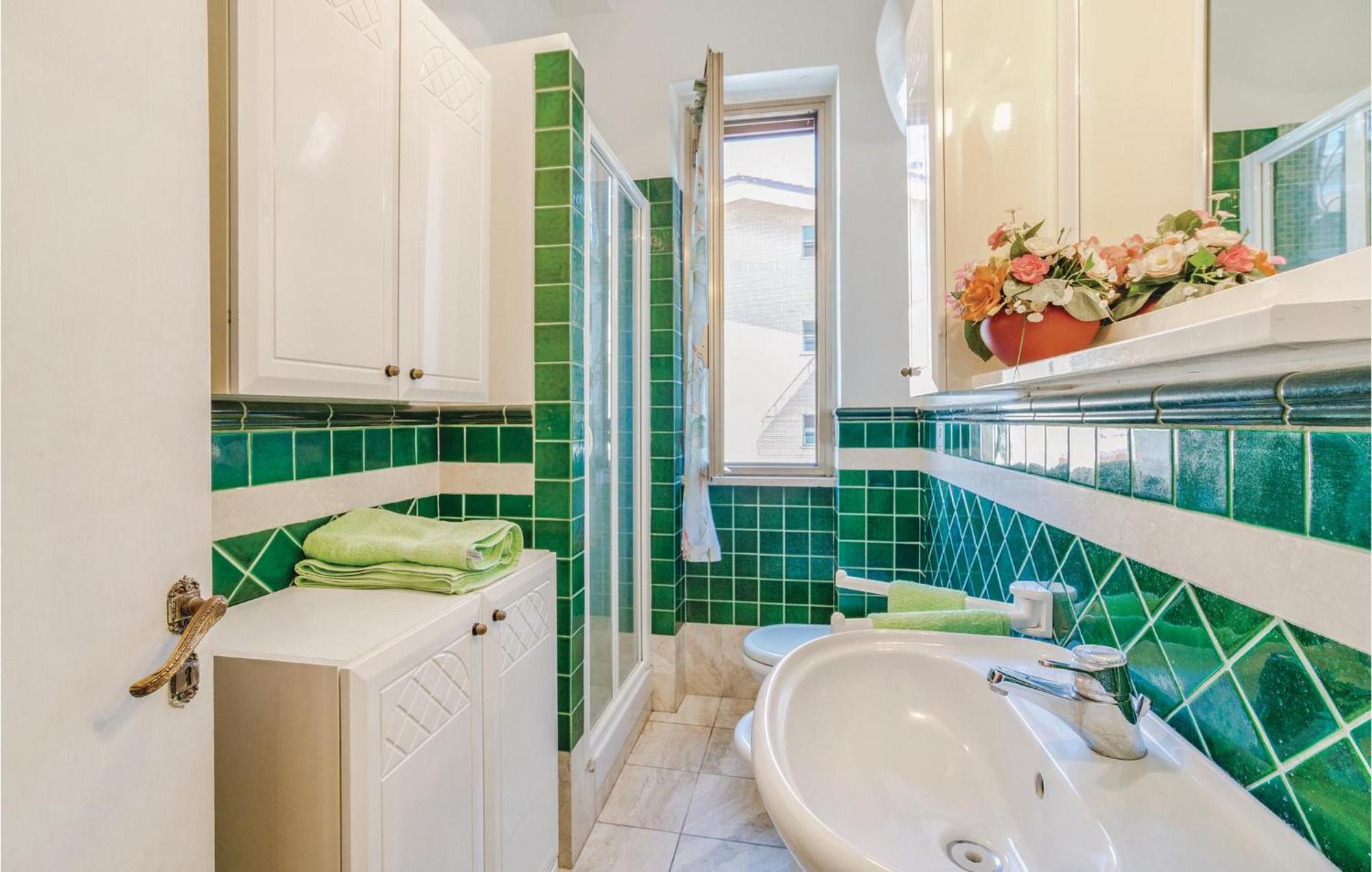 Gorgeous Apartment In Ladispoli Rm With Wifi Exterior foto