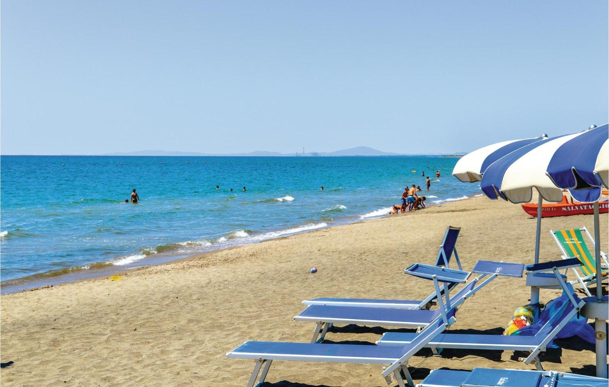Gorgeous Apartment In Ladispoli Rm With Wifi Exterior foto
